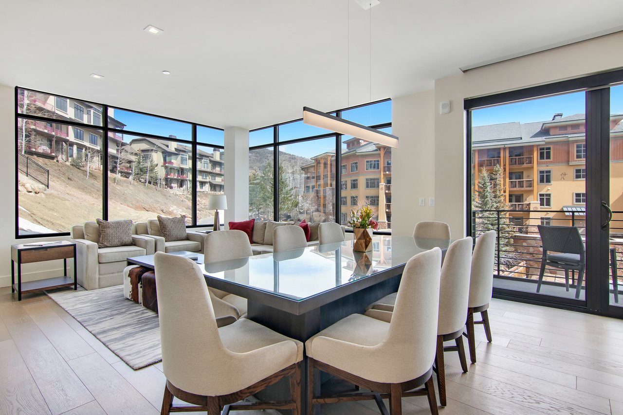 Lift Residence 303