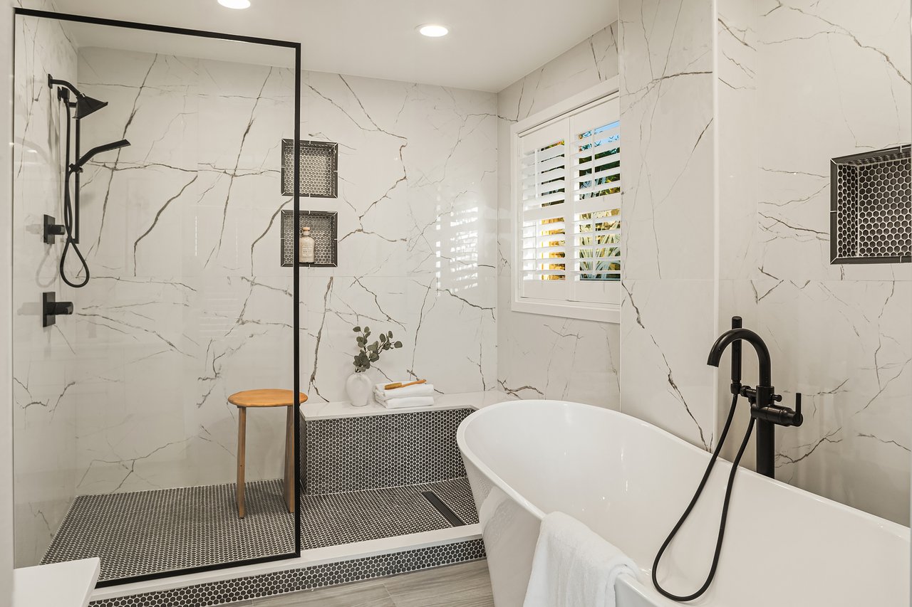 10517 NE 46th Street