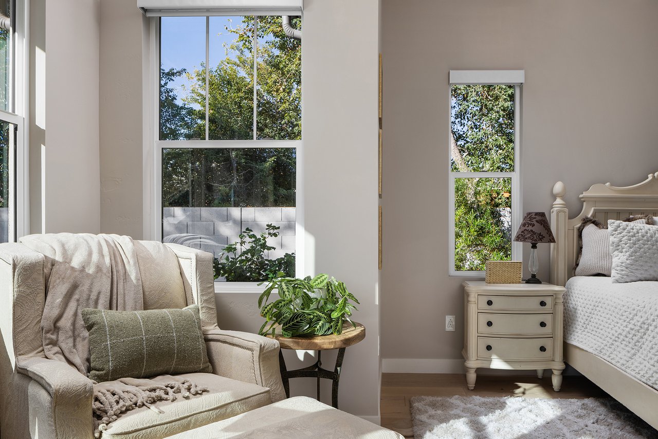 3405 E BLOOMFIELD Parkway