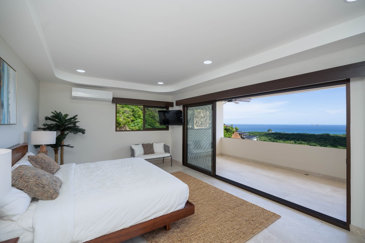 Villa Vista Serena, La Jolla Q | Ocean-View Luxury Home in Mar Vista, Playa Flamingo