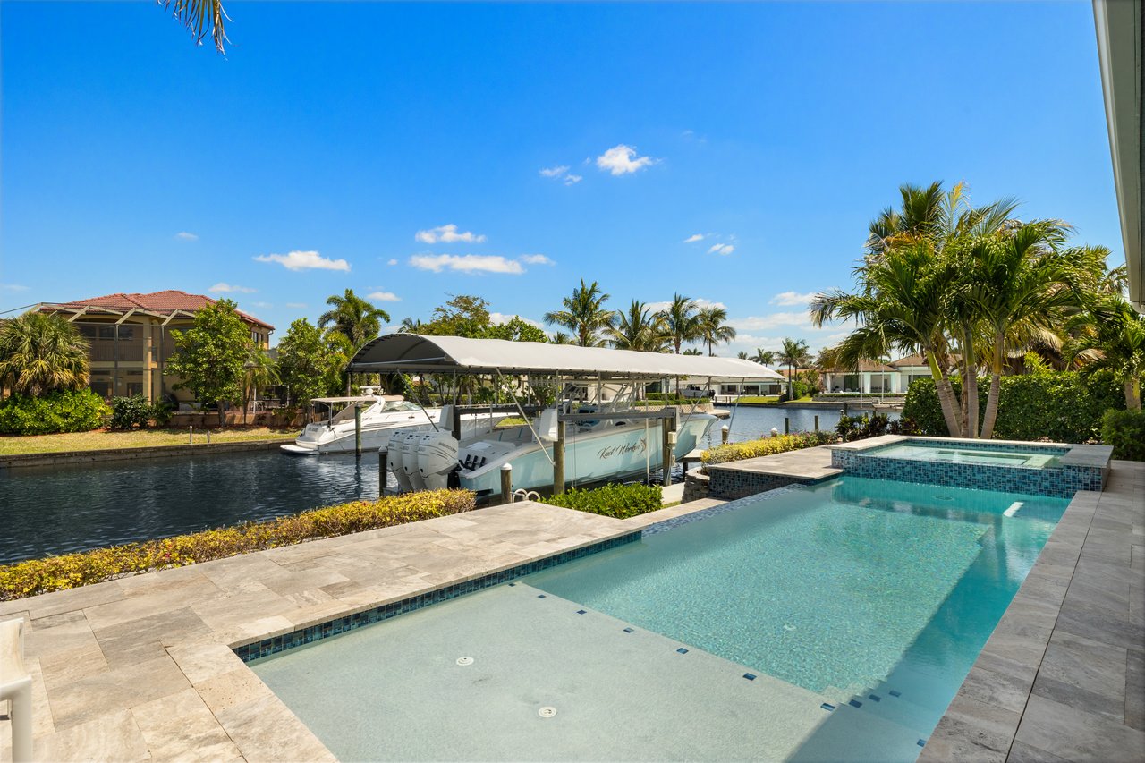 6617 Joanna CIR