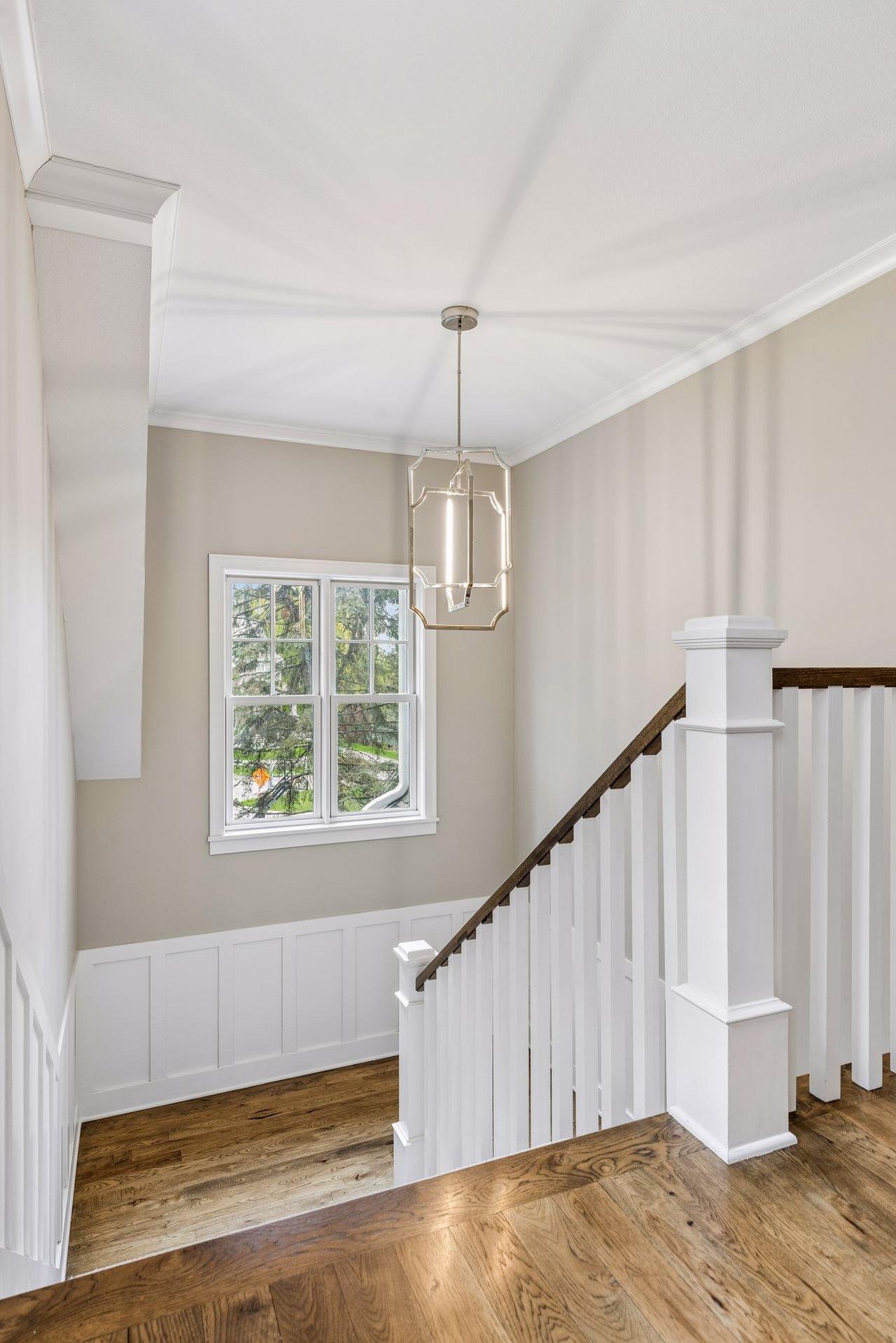 5116 Skyline Drive, Edina