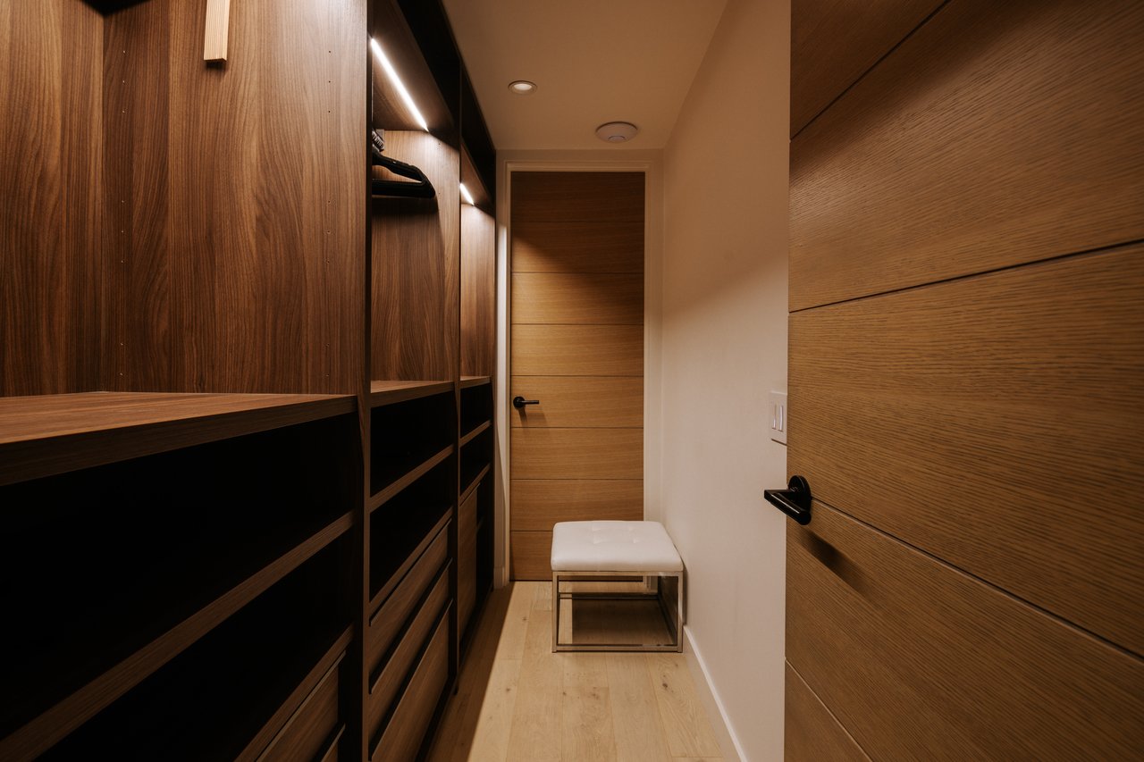 6250 Hollywood Blvd Unit: 14A