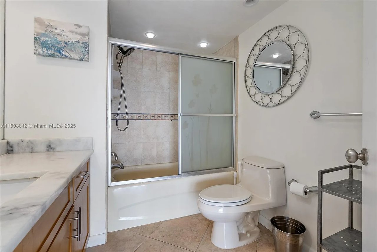 2841 N Ocean Blvd Apt 1105