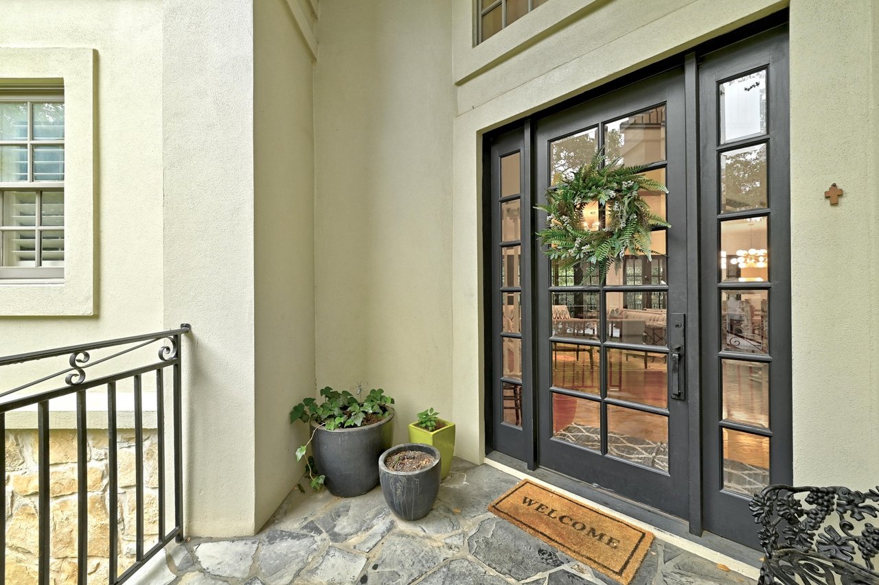 2100 Rue De St. Germaine