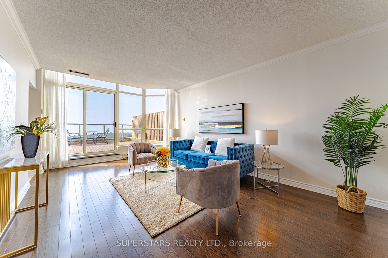 LUXURY WITH KILLER VIEWS