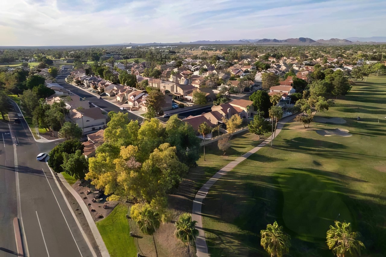 The Best Neighborhoods to Stay in While Visiting Las Vegas