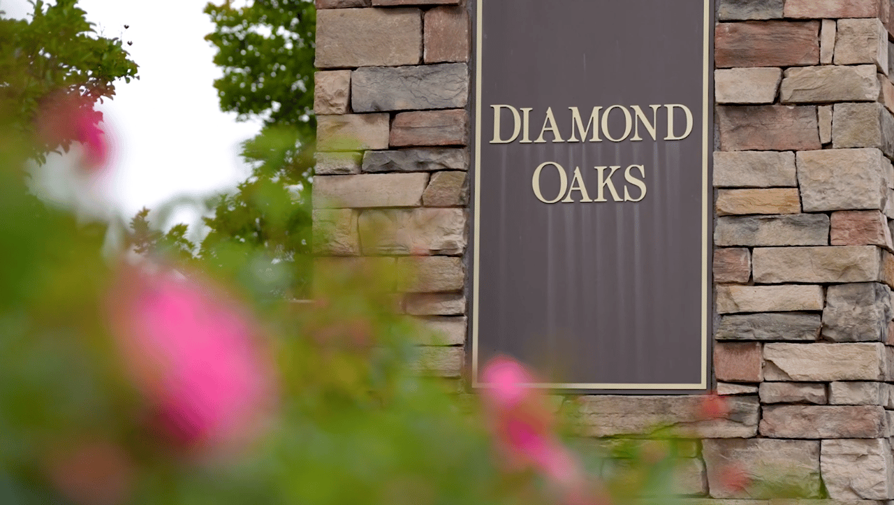 Diamond Oaks