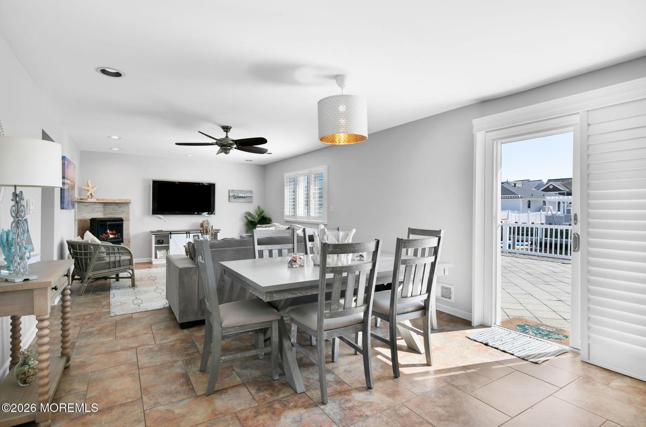 Waterfront In Mantoloking Shores