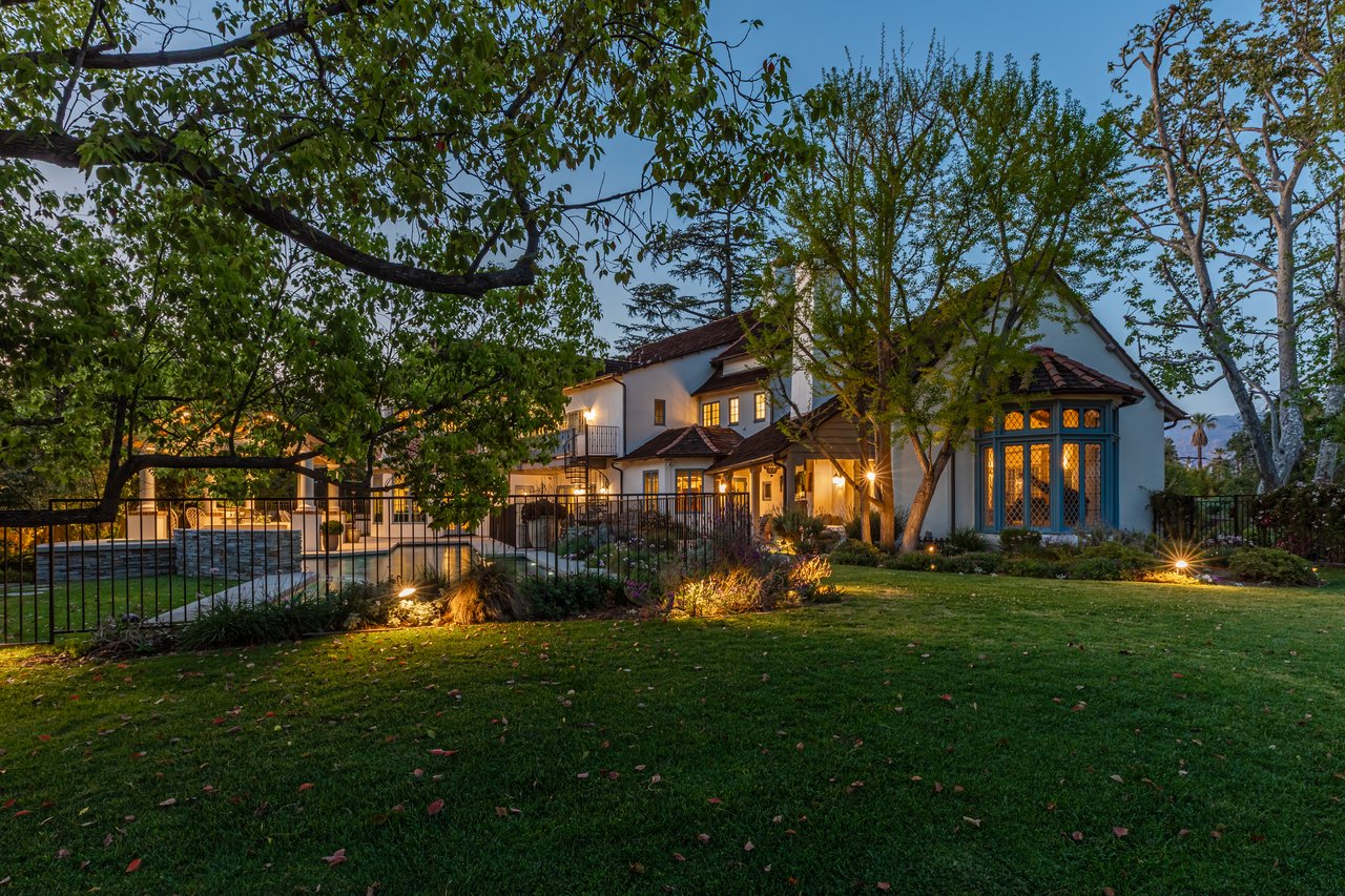 233 Hillside Rd