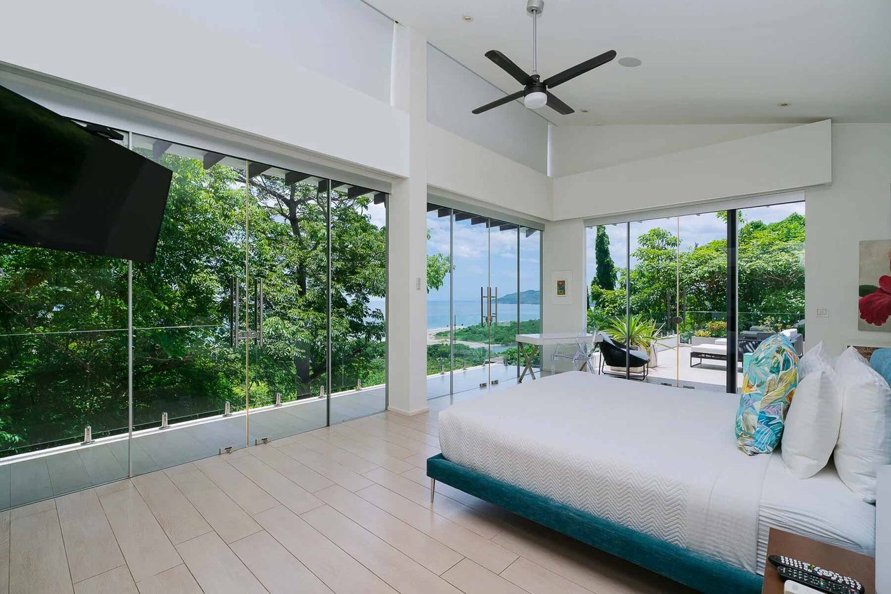 Casa Lomas del Mar | Luxury Ocean-View Villa with Infinity Pool