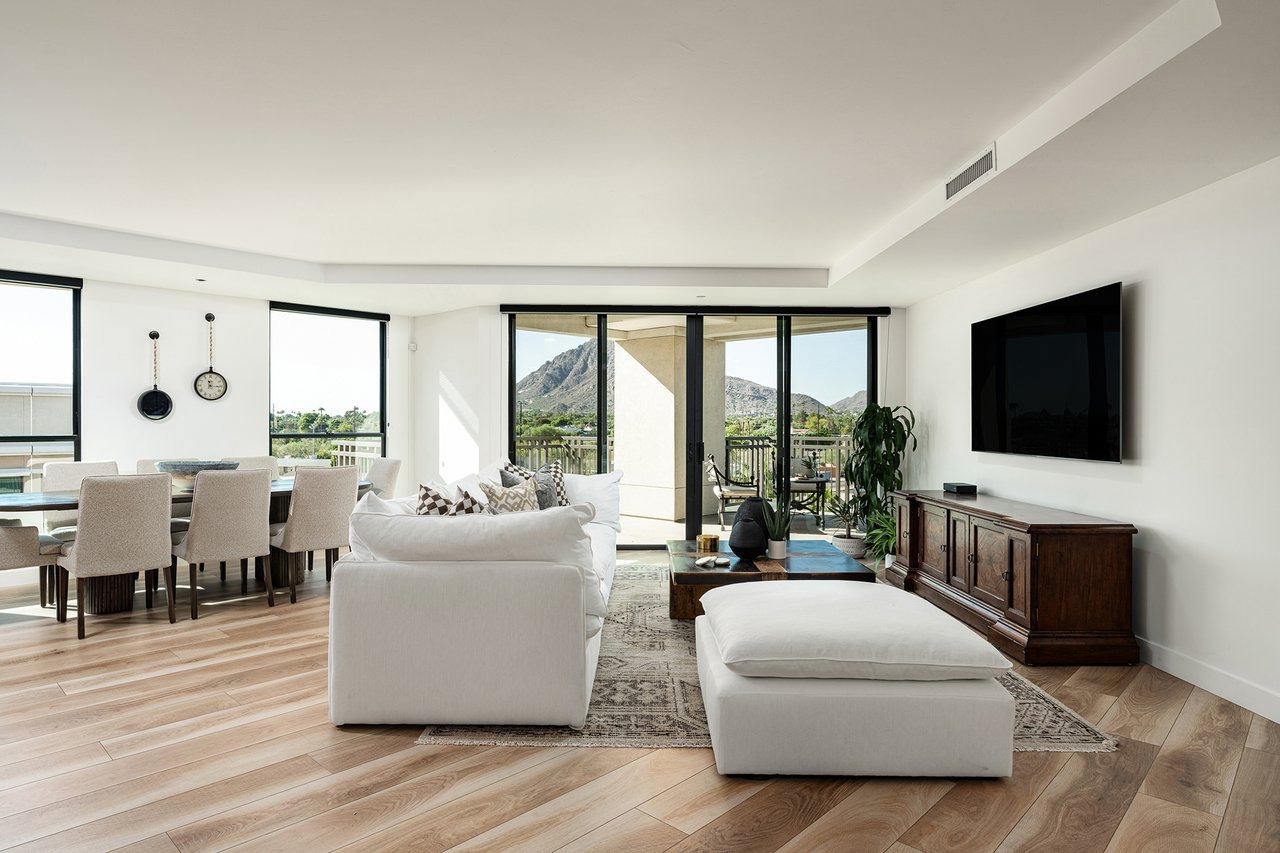 6803 E MAIN Street, 5511