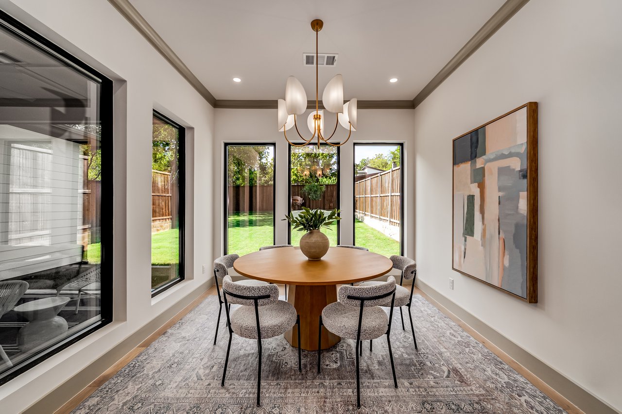 8815 San Leandro Drive