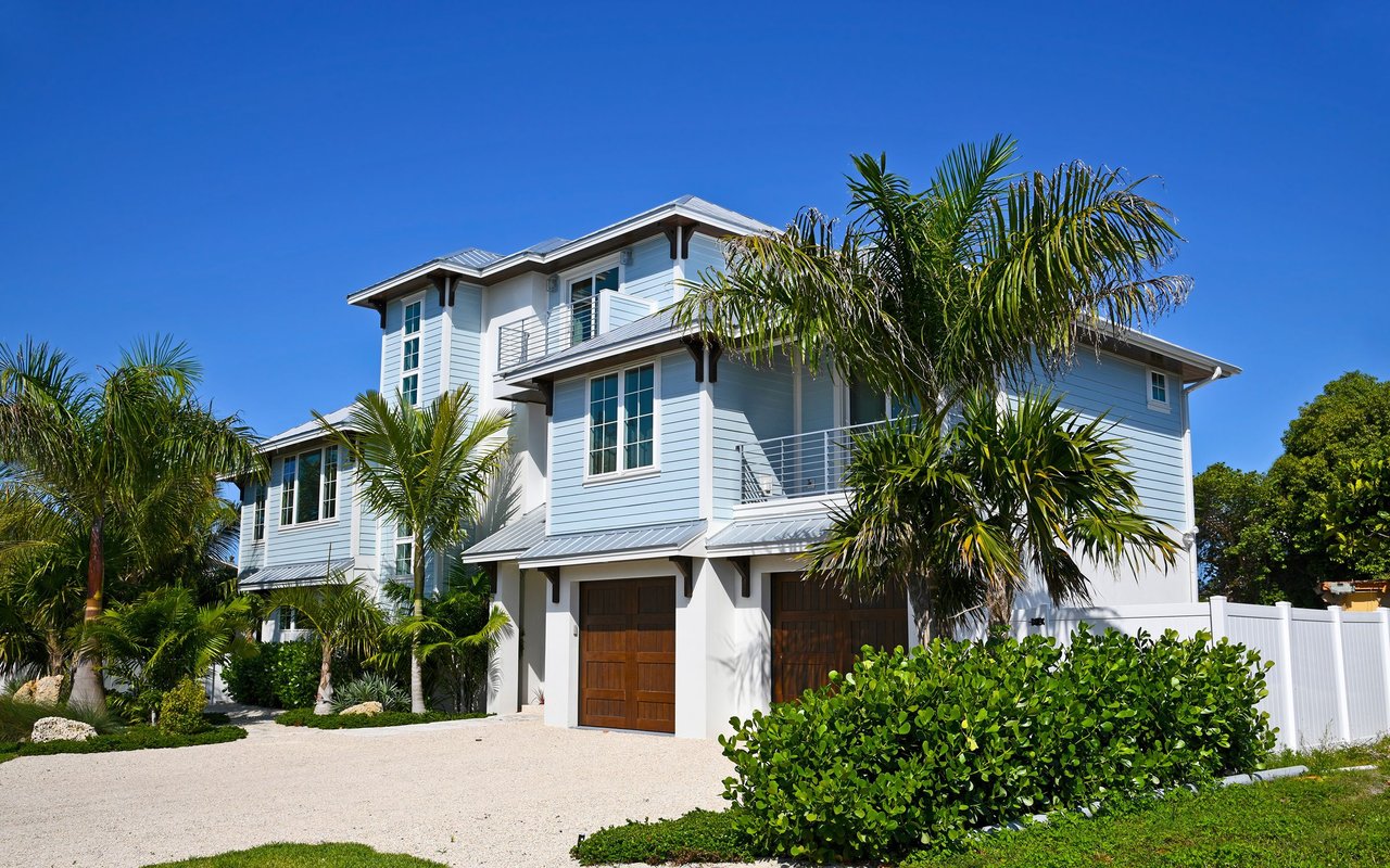 Barefoot Beach