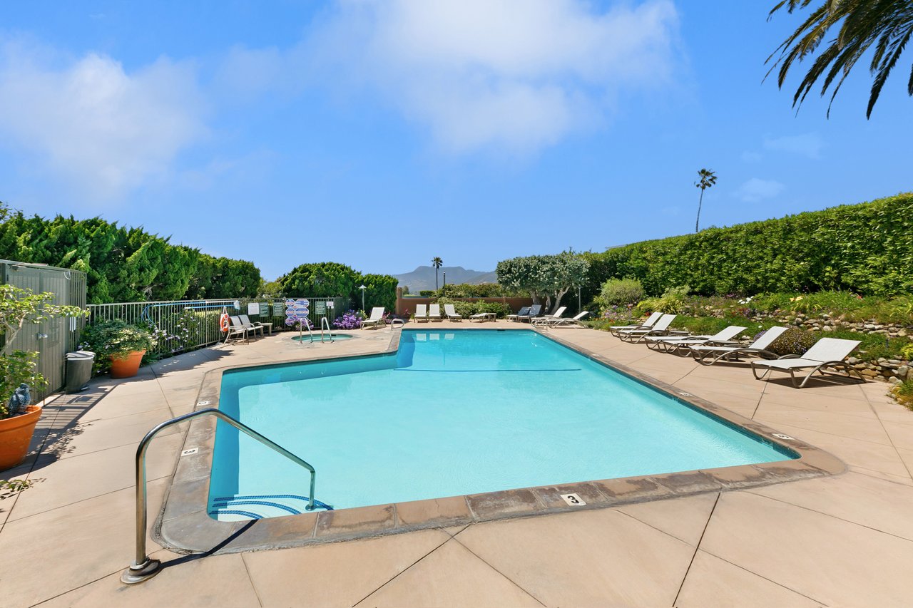 Coveted Guard-Gated Zuma Bay Villas
