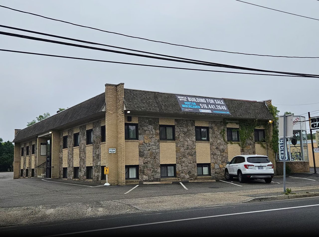 164 Commack Rd