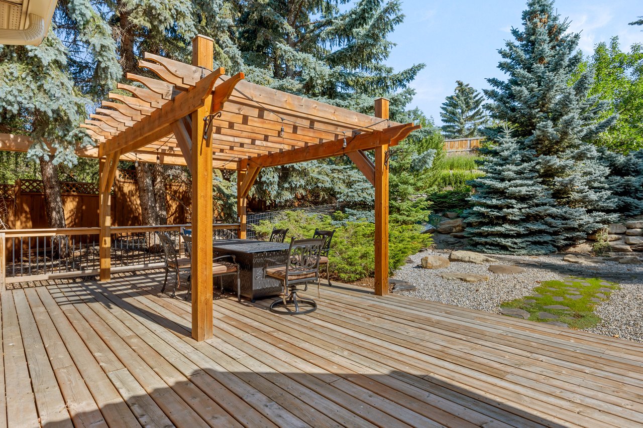 138 Scimitar Bay NW