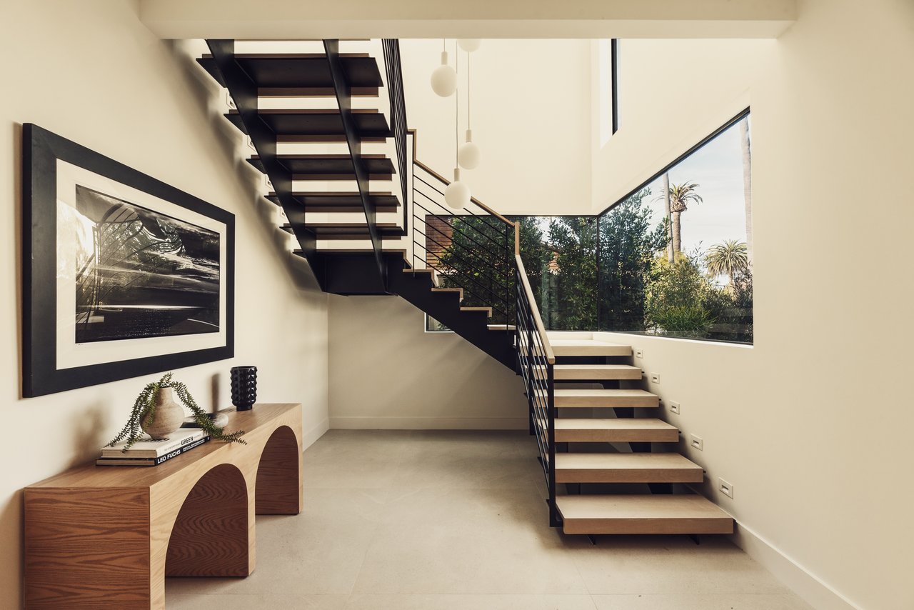 2115 Walnut Ave, Venice