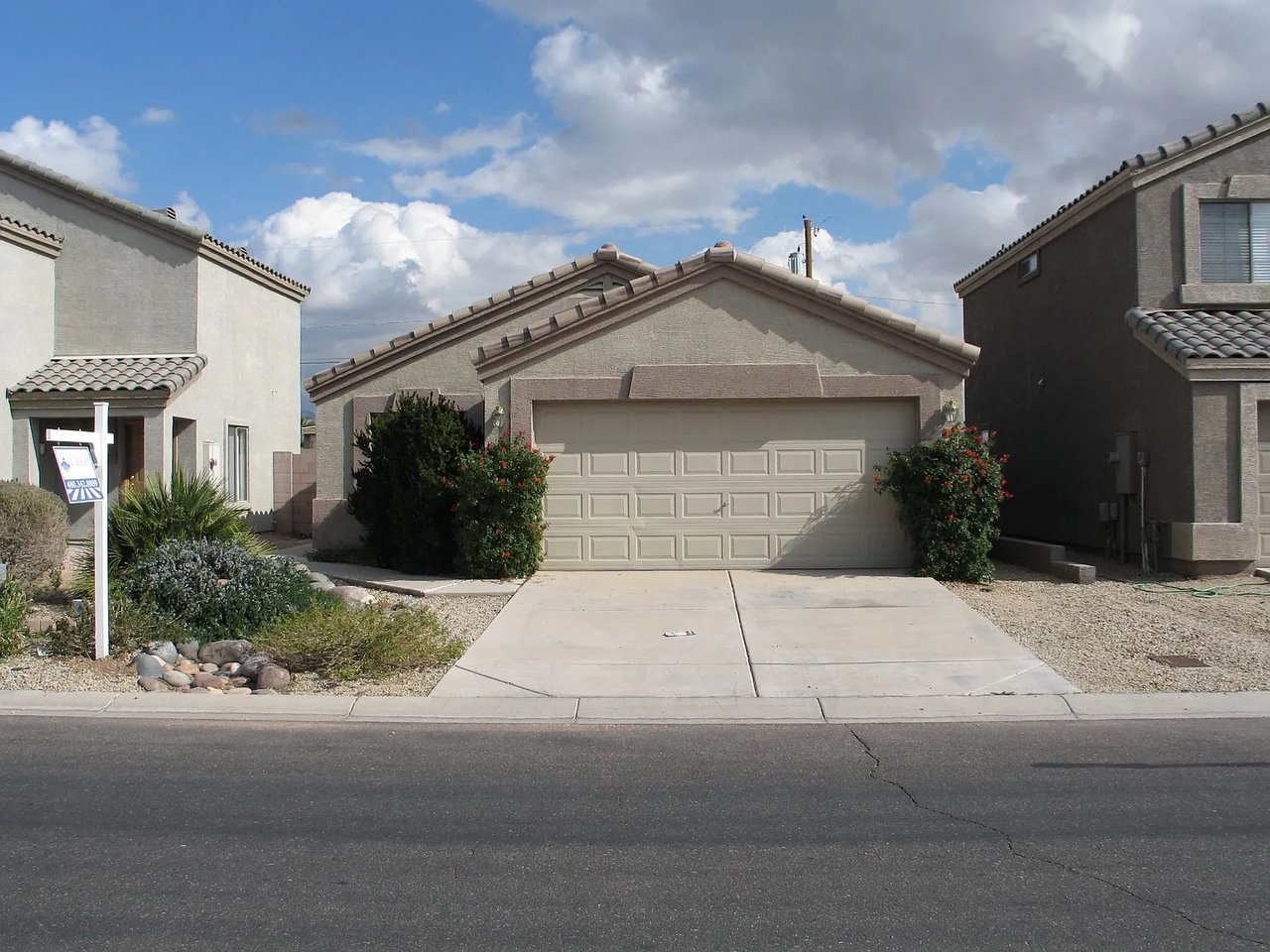 143 S 111th Pl