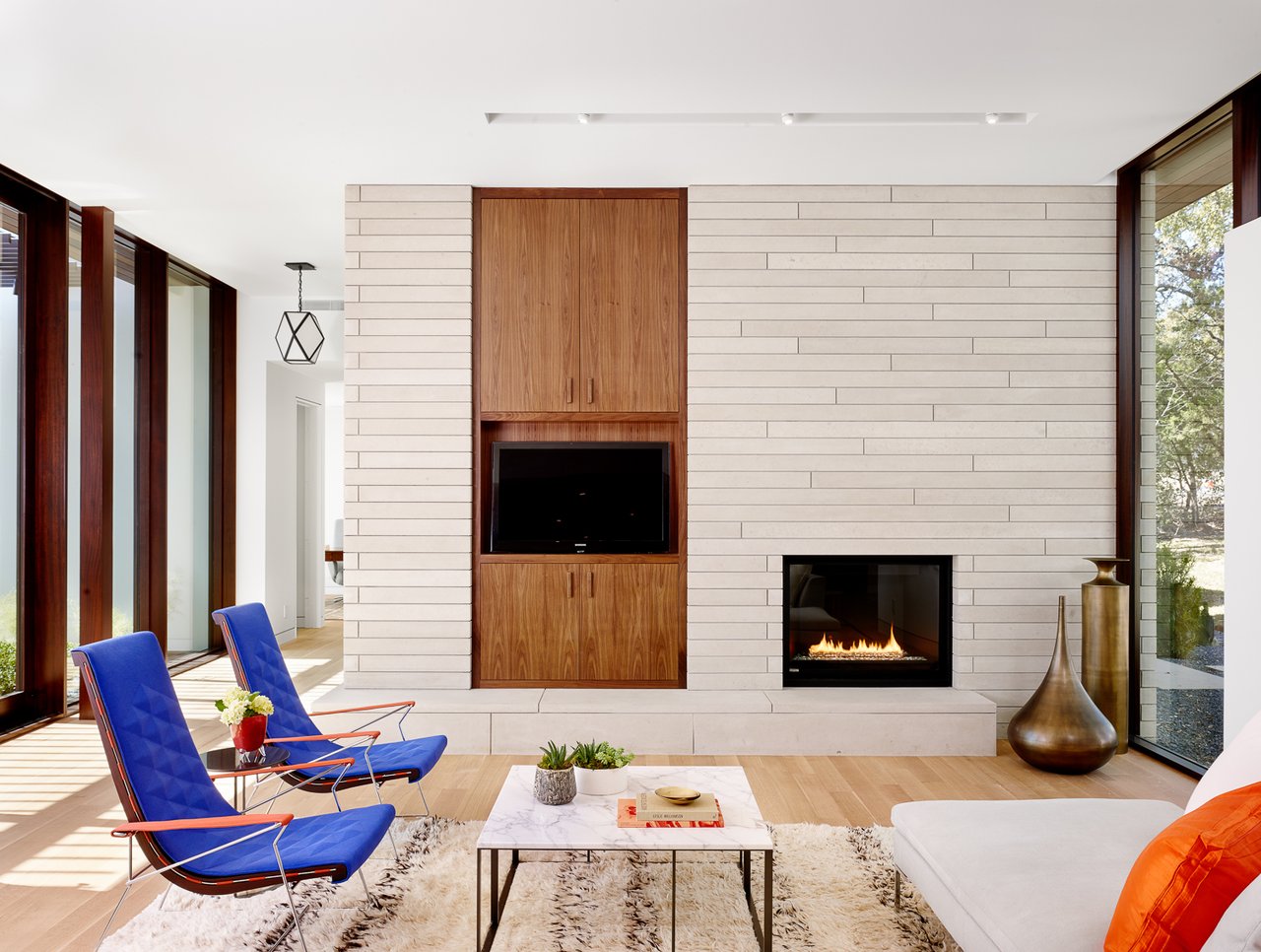 Alter Studio Modern Design