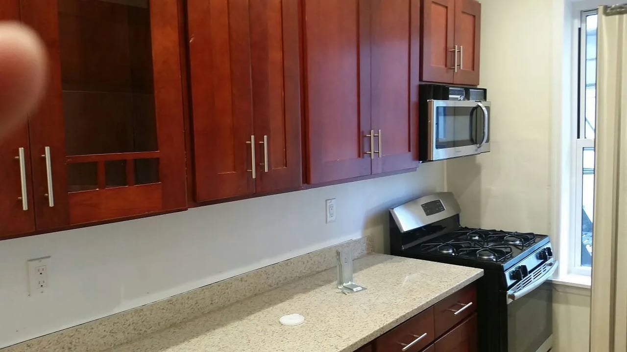 1479 East 34th Street #2F