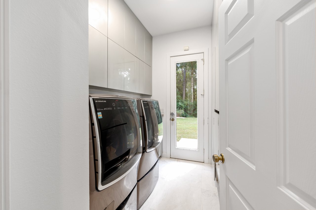 6709 SW 17th Terrace Rd