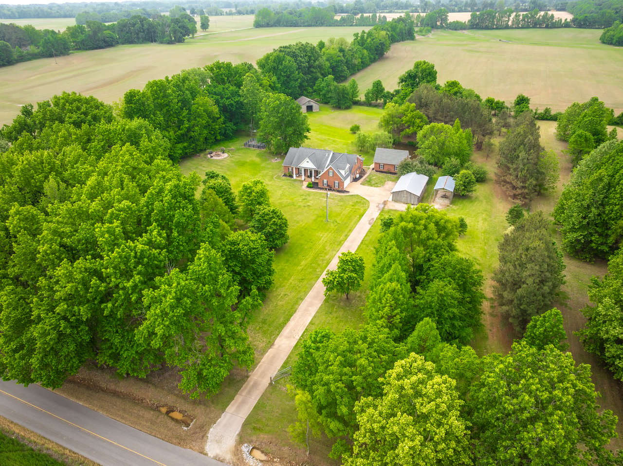 1095 CULBREATH RD