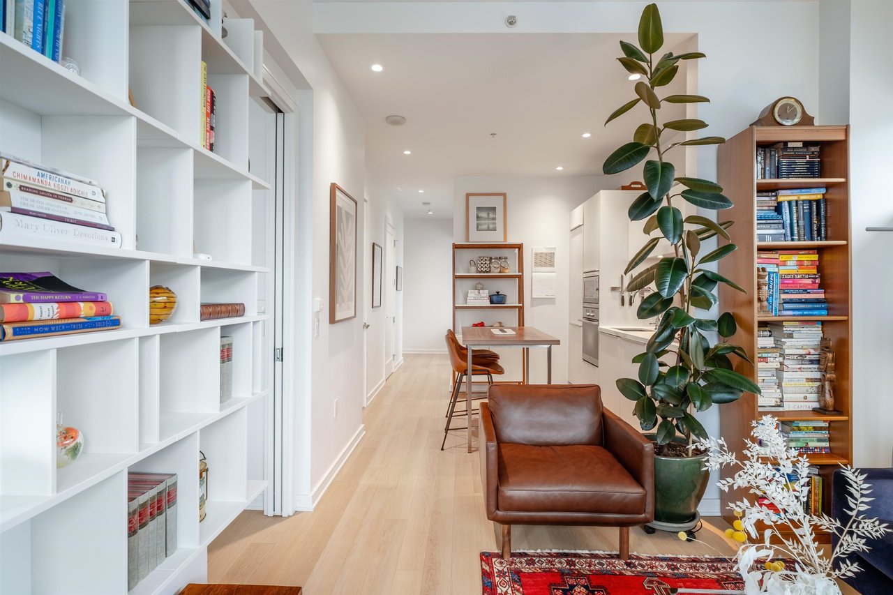 123 W 1st Ave, #710