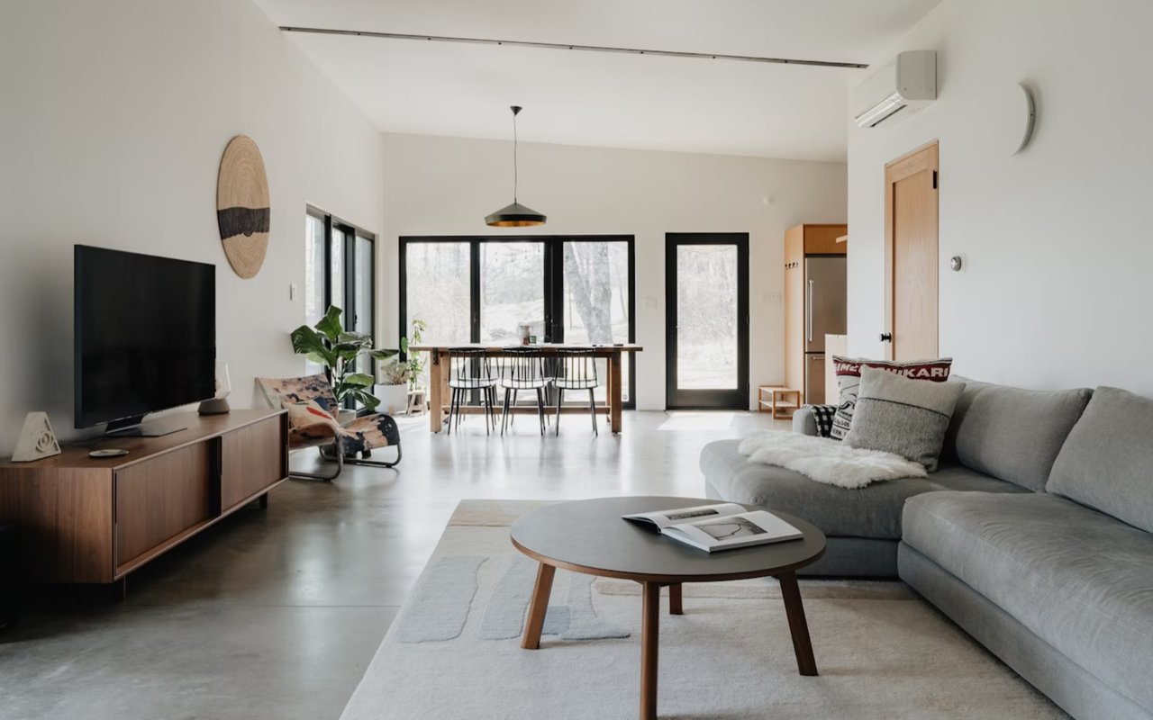 Decoding the Relationship Between Home Age and Market Value