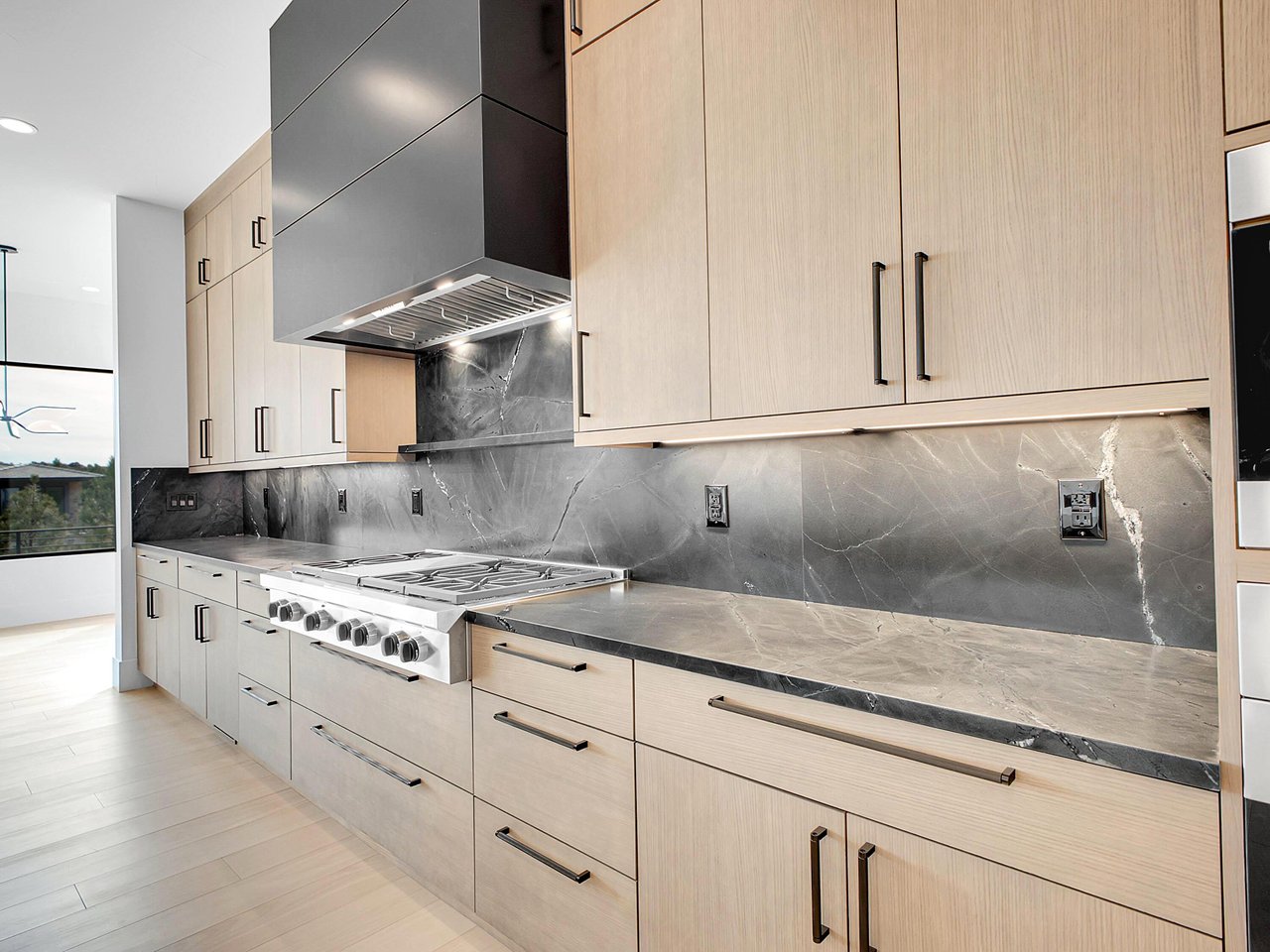 Live Elevated: Custom Luxury in the Heart of Ravenna