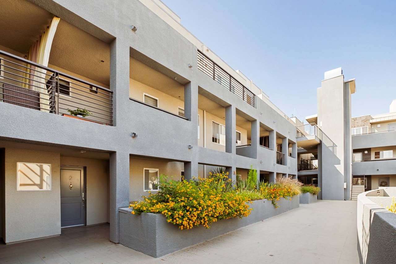 1212 Ocean Park Boulevard #2, Sunset Park