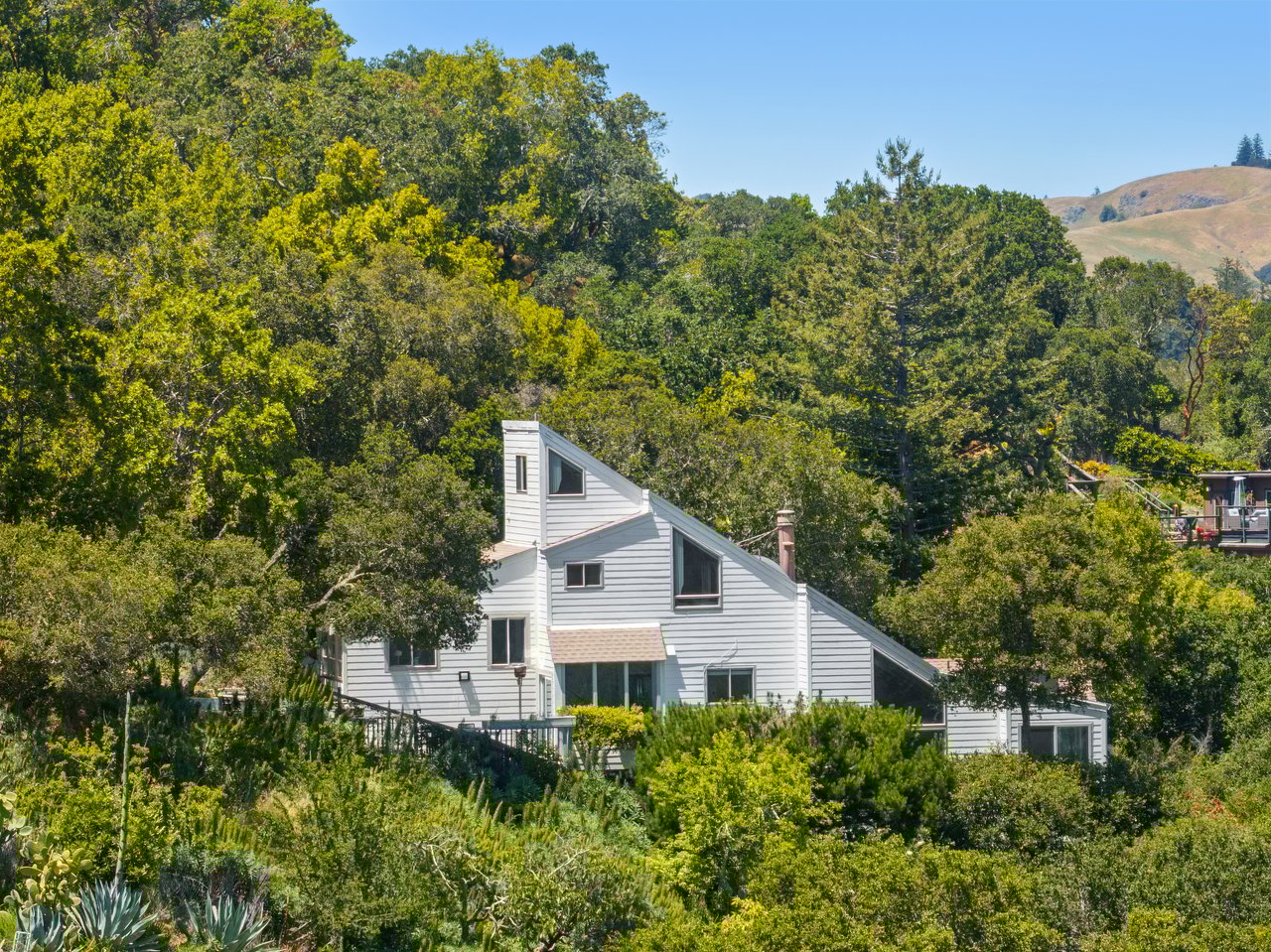 85 Ridge Rd