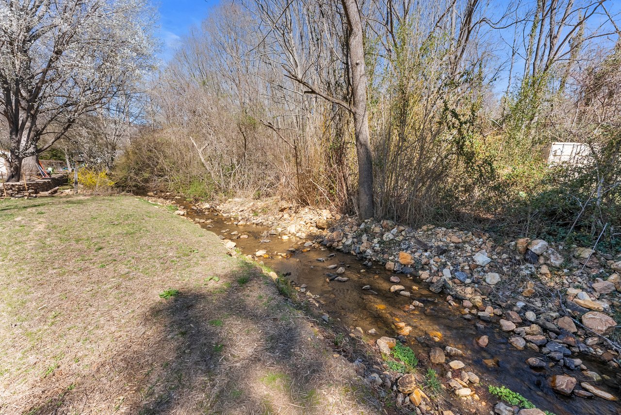 879 New Haw Creek Road