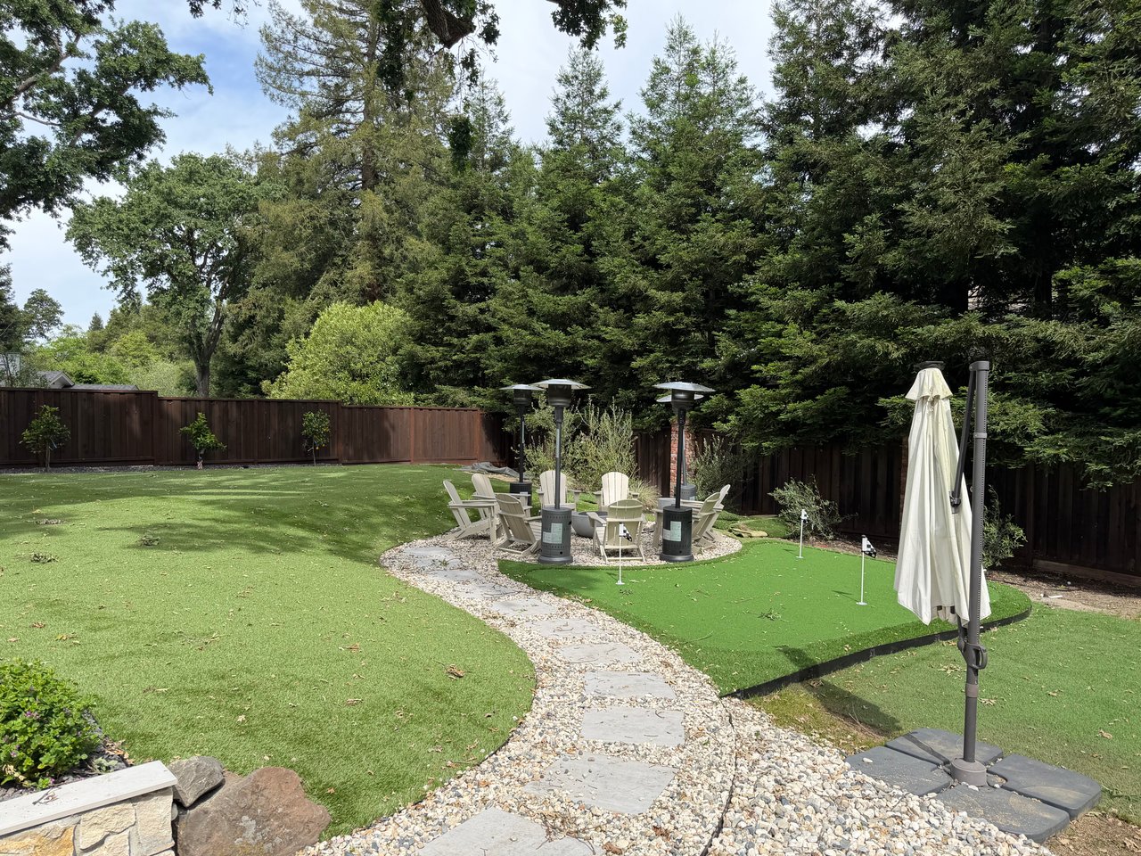 Exclusive Listing - 786 Los Palos Manor