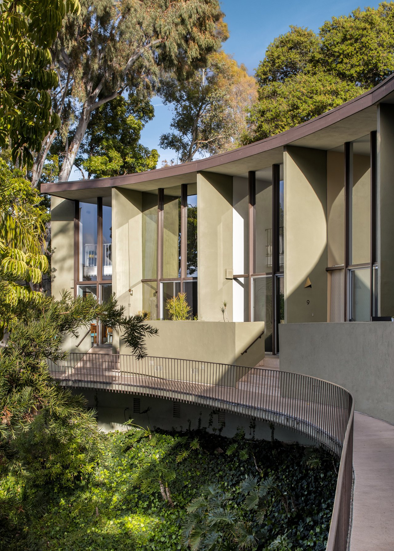 Architectural Condo by Ray Kappe, FAIA