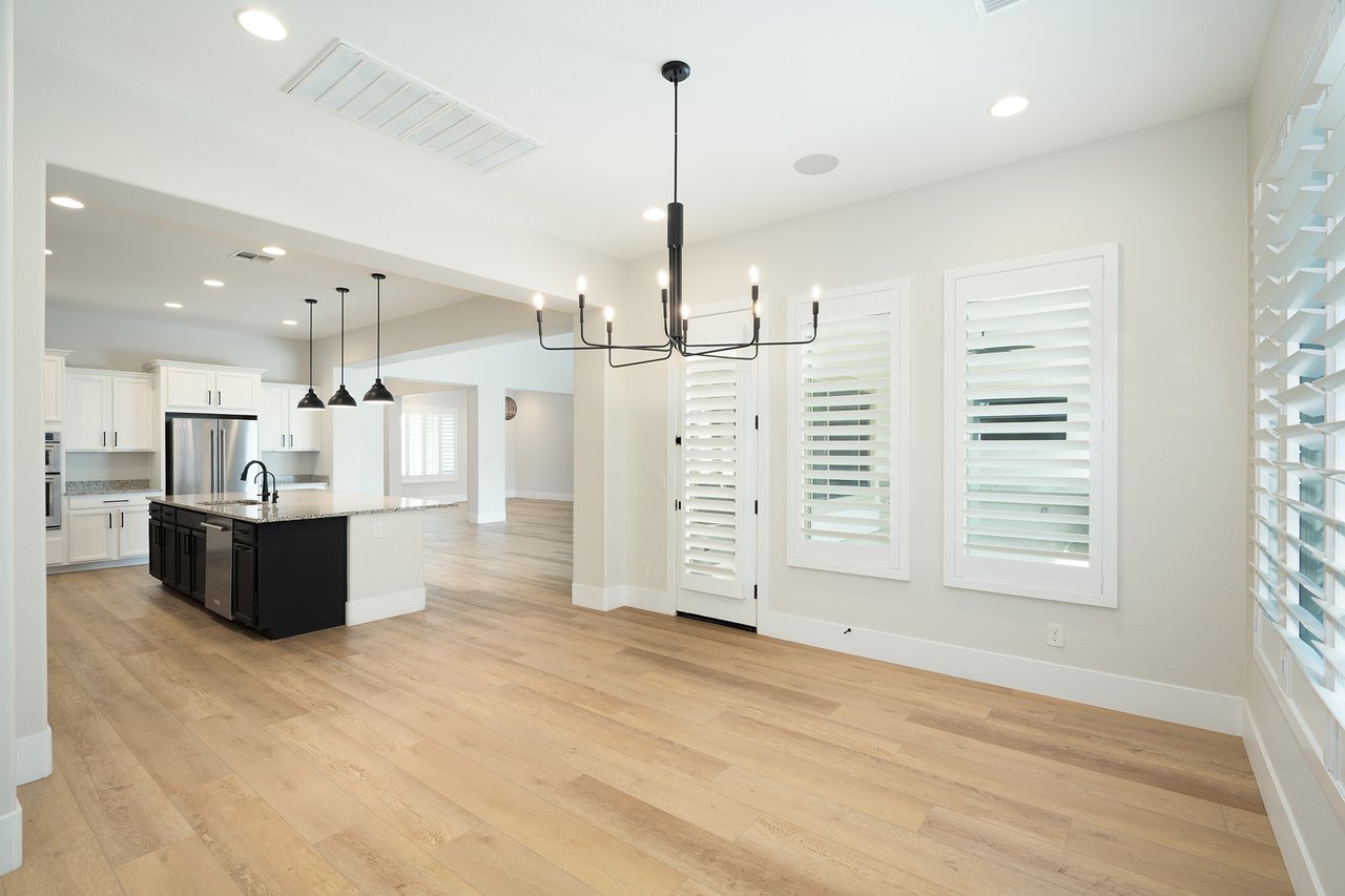 5537 E VIA CABALLO BLANCO