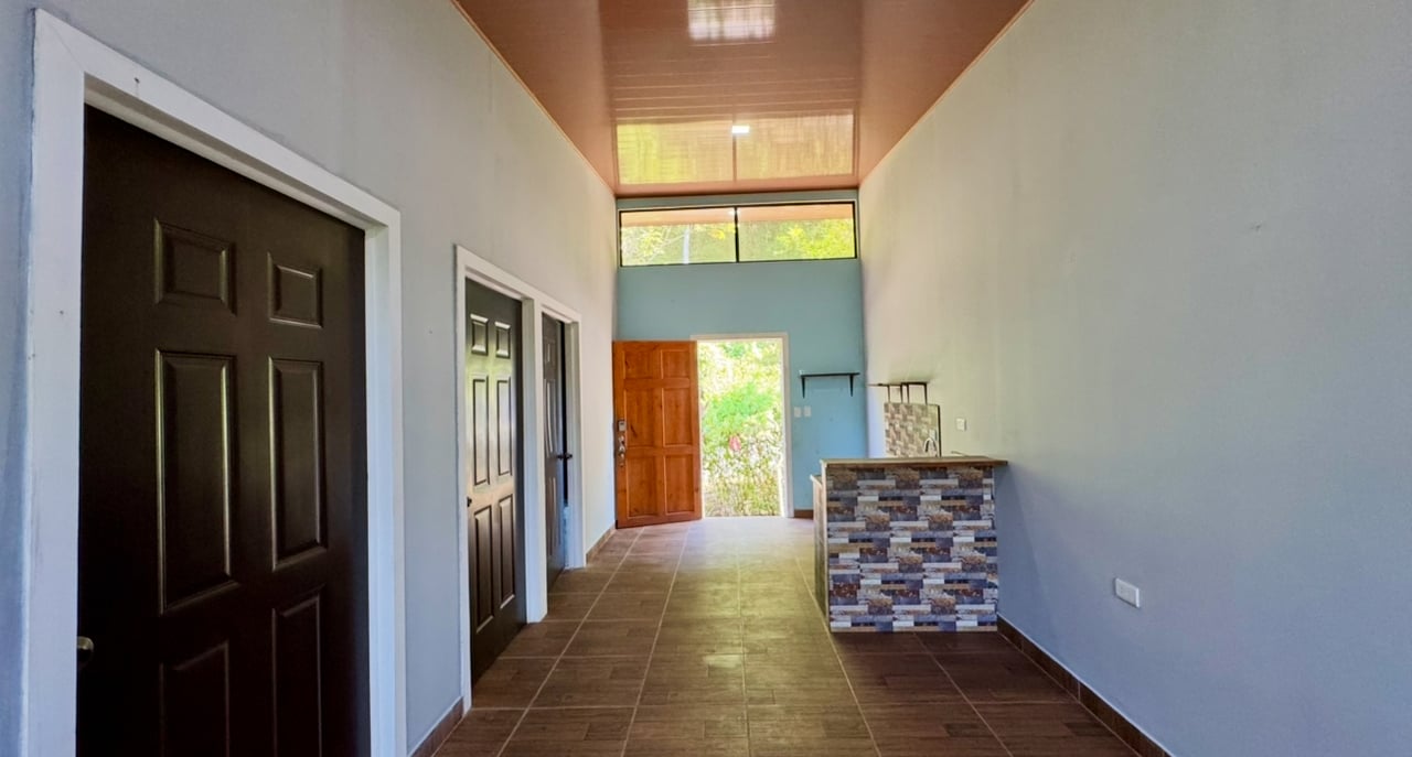 Commercial Shop with Two Cabins in Barú, Dominical