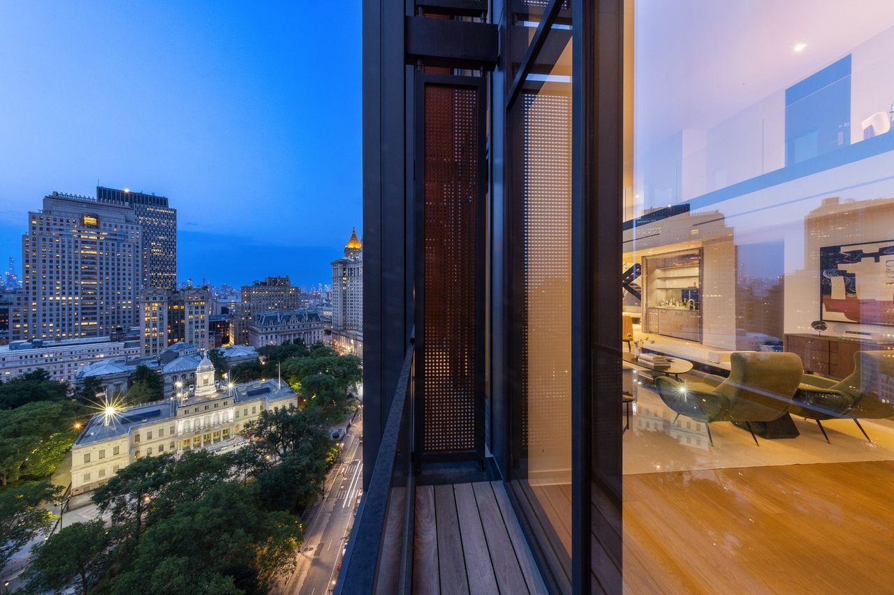 N°33 Park Row
