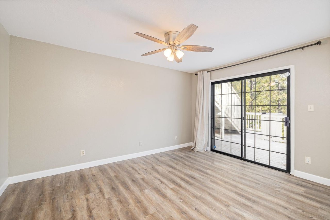 50850 Smoke Tree Trl, 