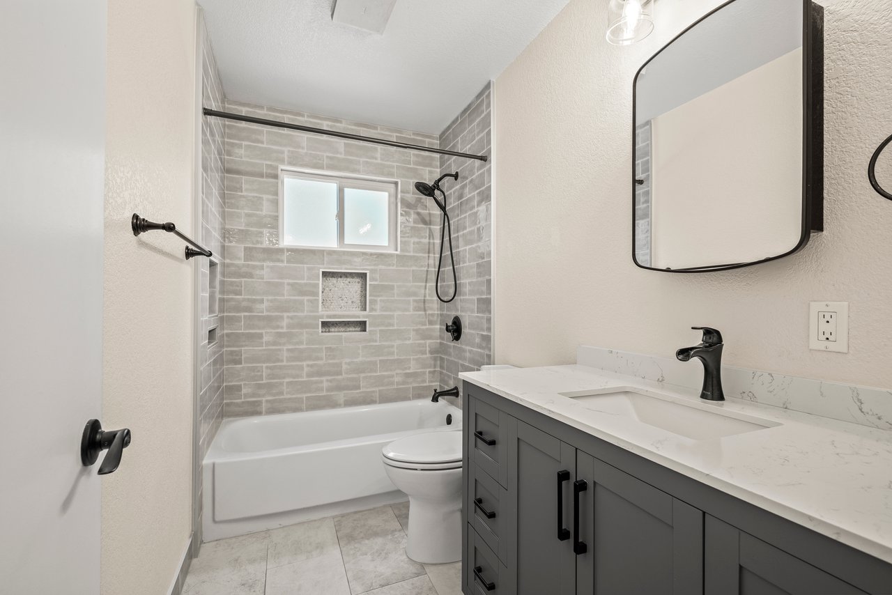 5761 Forest Lake Rd,