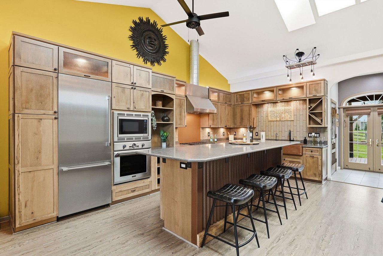 EXCLUSIVE - 232 Whitestown Road