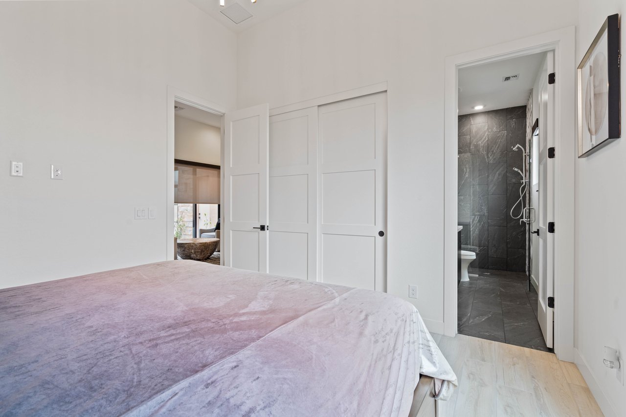 17237 E DESERT VISTA Trail