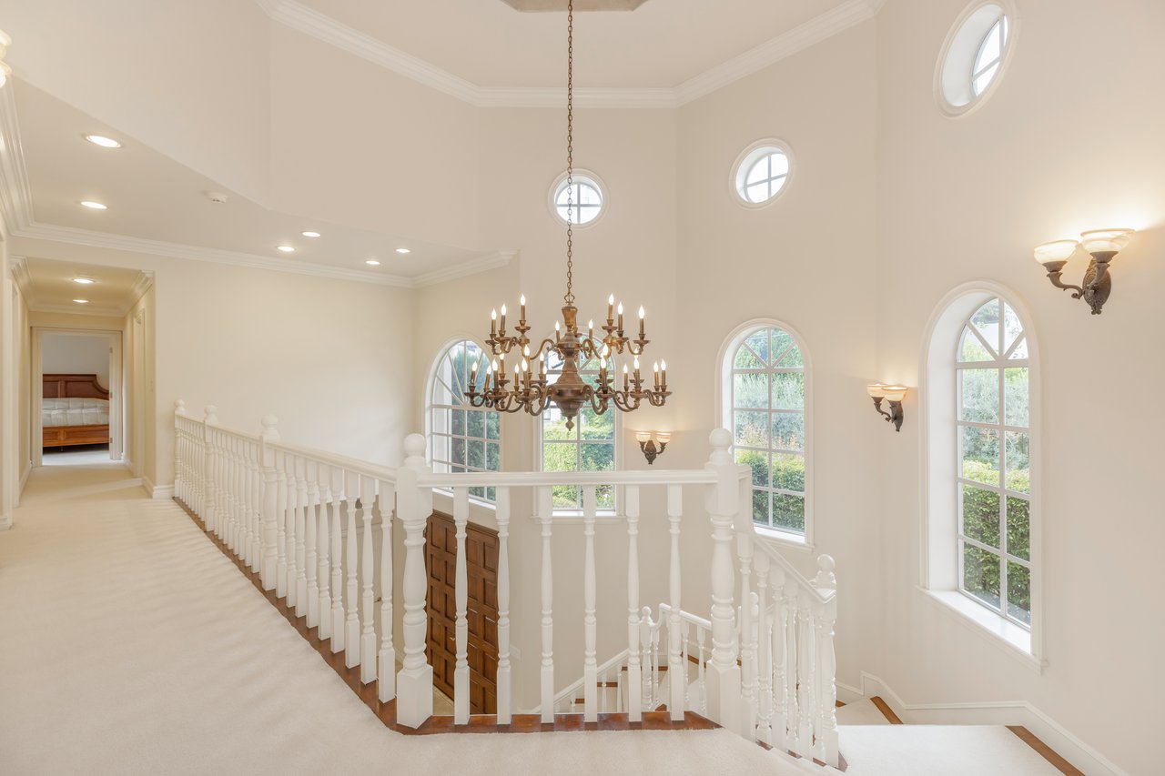 1922 Bel Air Rd