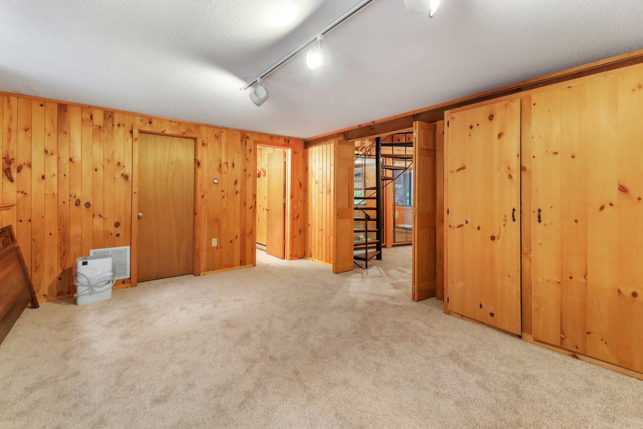 308 Hidden Ln