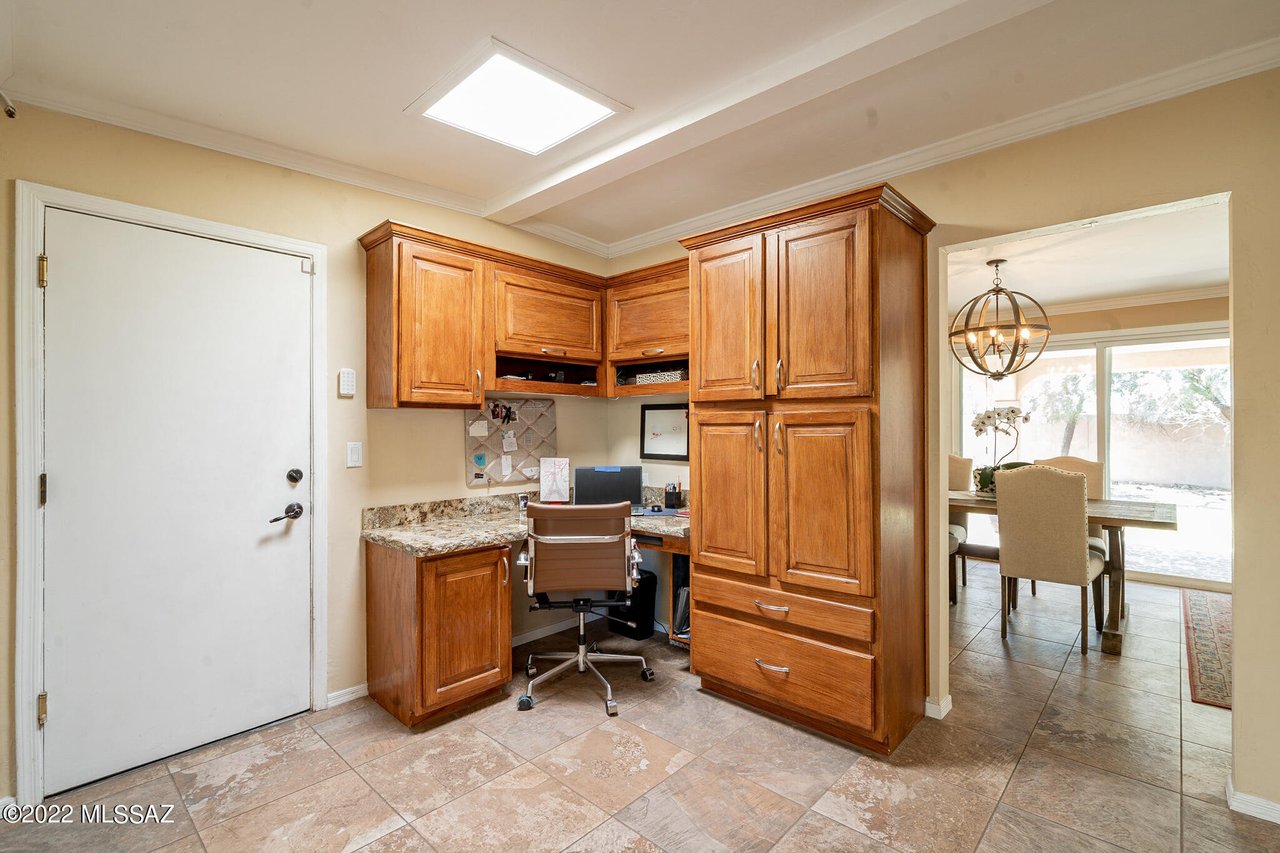 1445 W Cool Dr