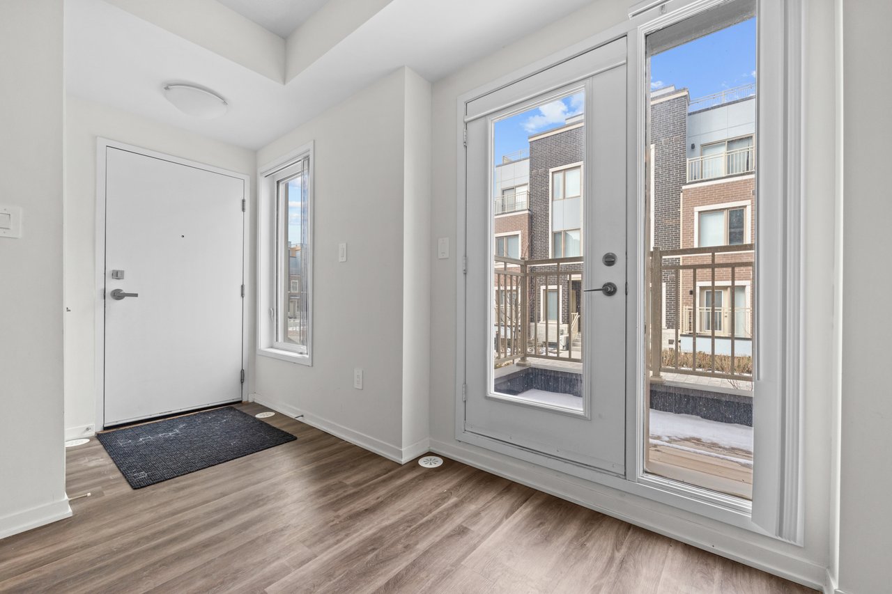 31 Honeycrisp Cres Townhouse 57