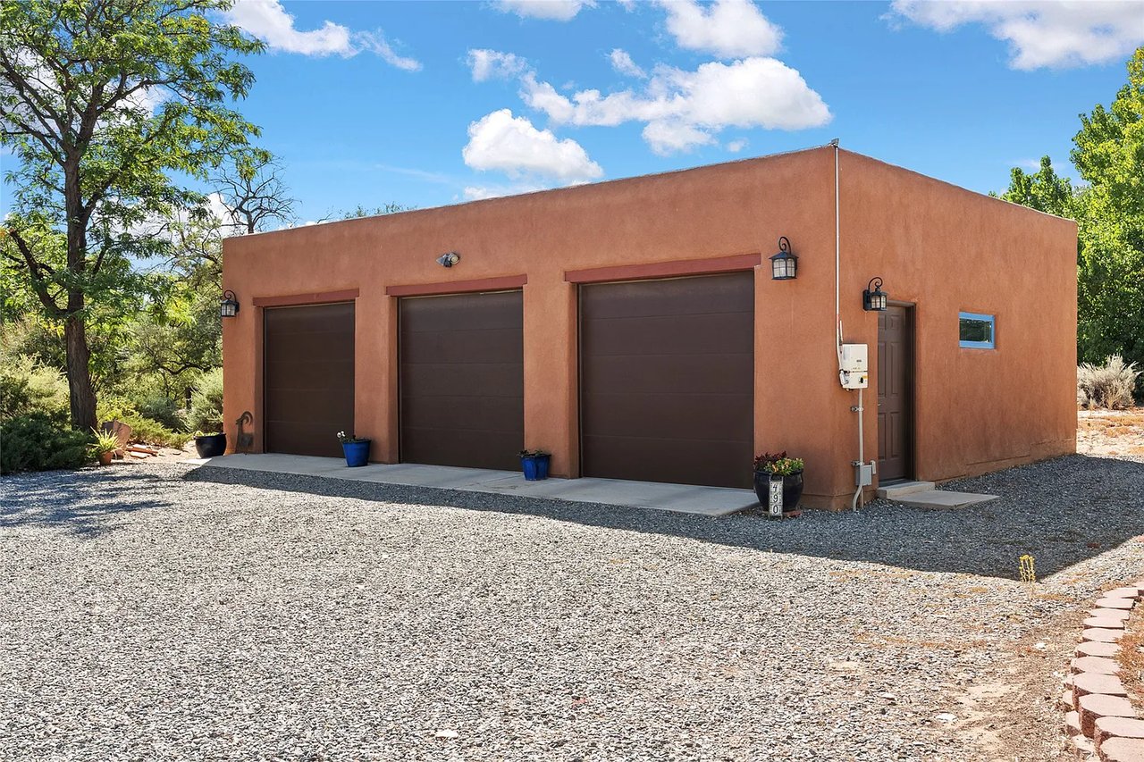 490 El Camino Campo