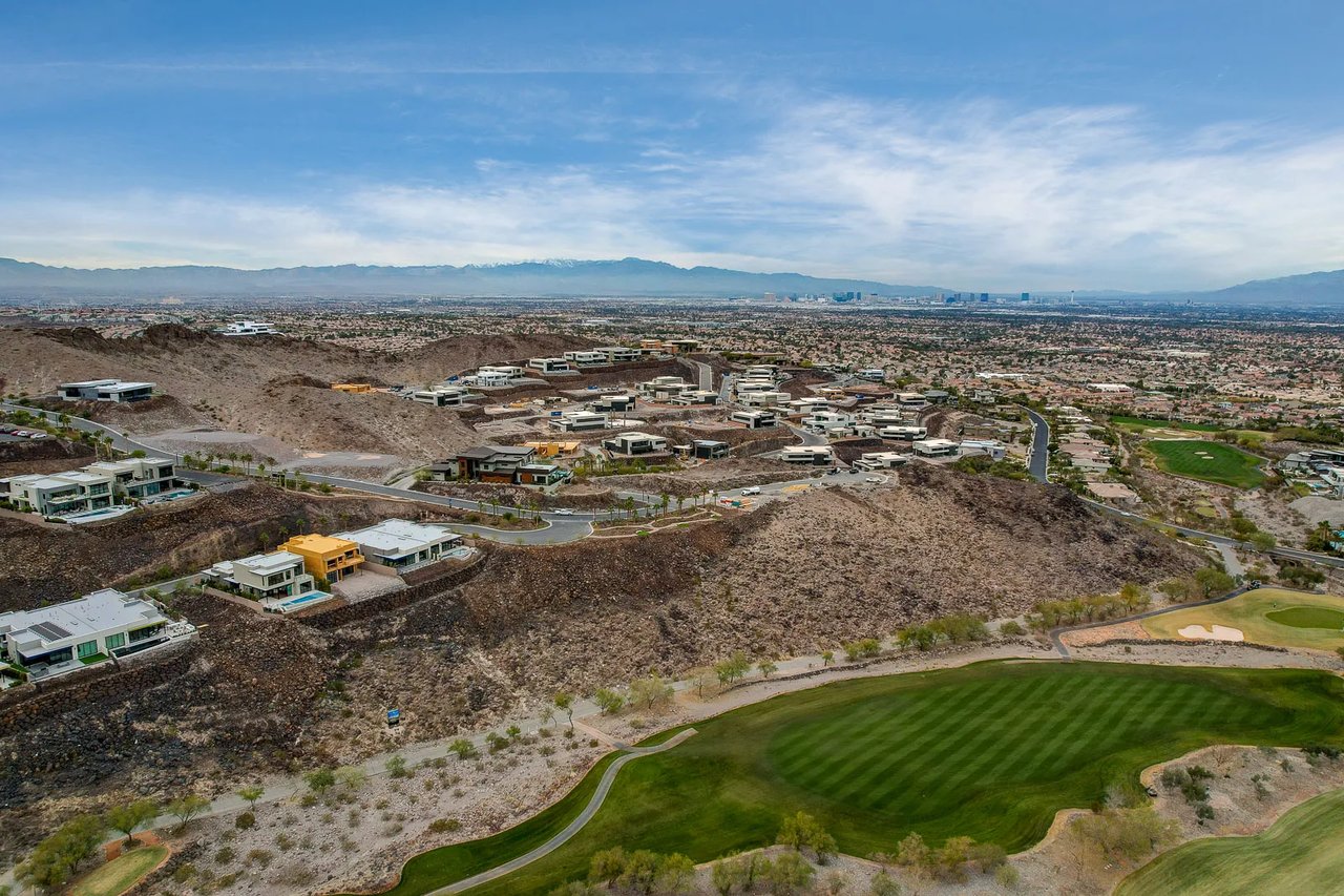 Modern Model Home for Sale in MacDonald Highlands