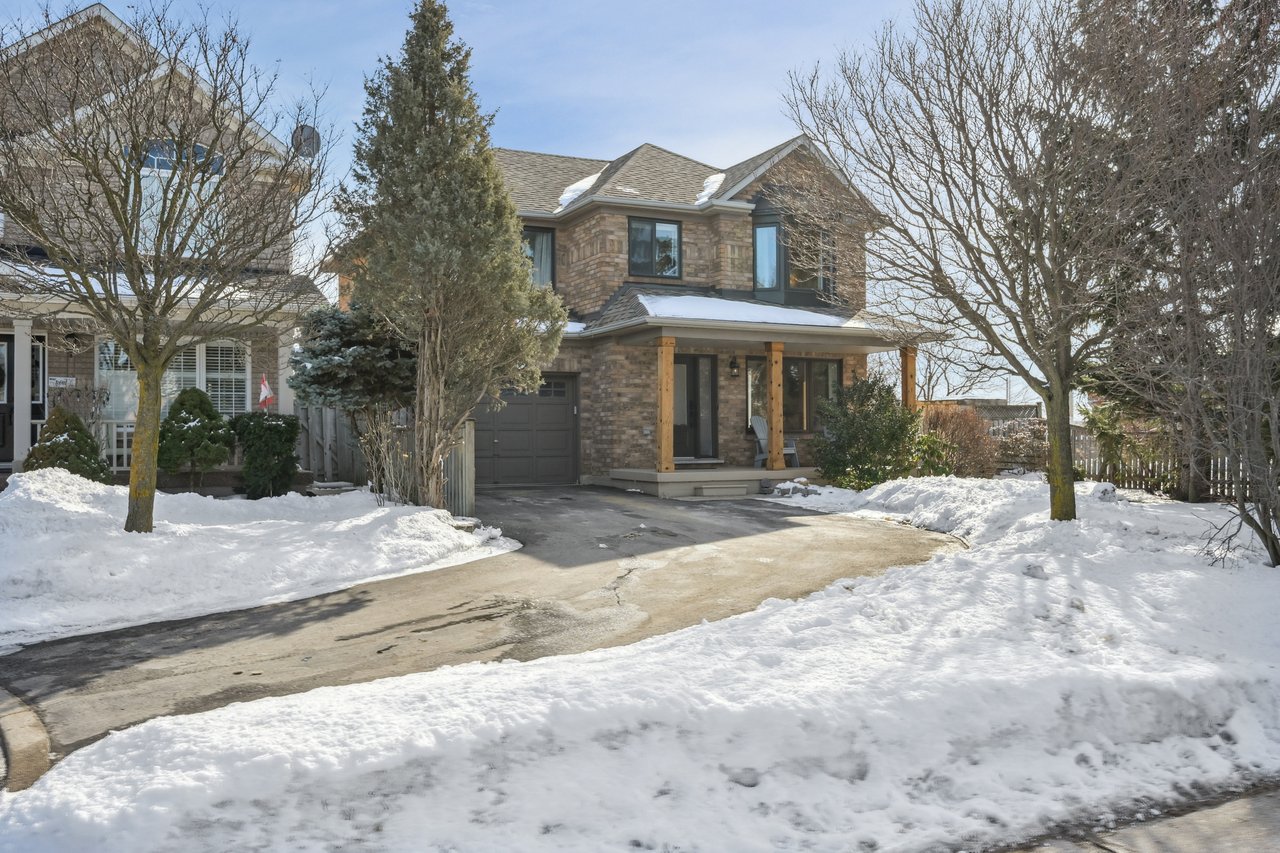 Sun-Filled Sophistication on a Rare Pie-Shaped Lot in West Oak Trails