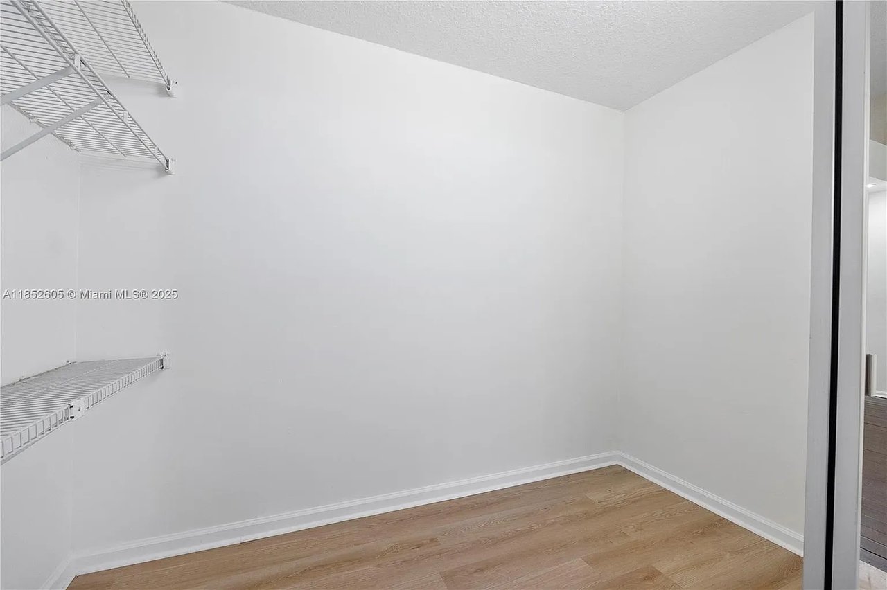 2449 NW 64th St